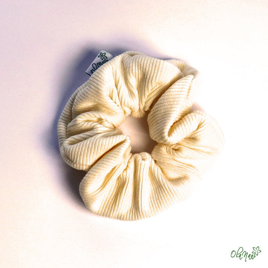 Scrunchie • Vanilla